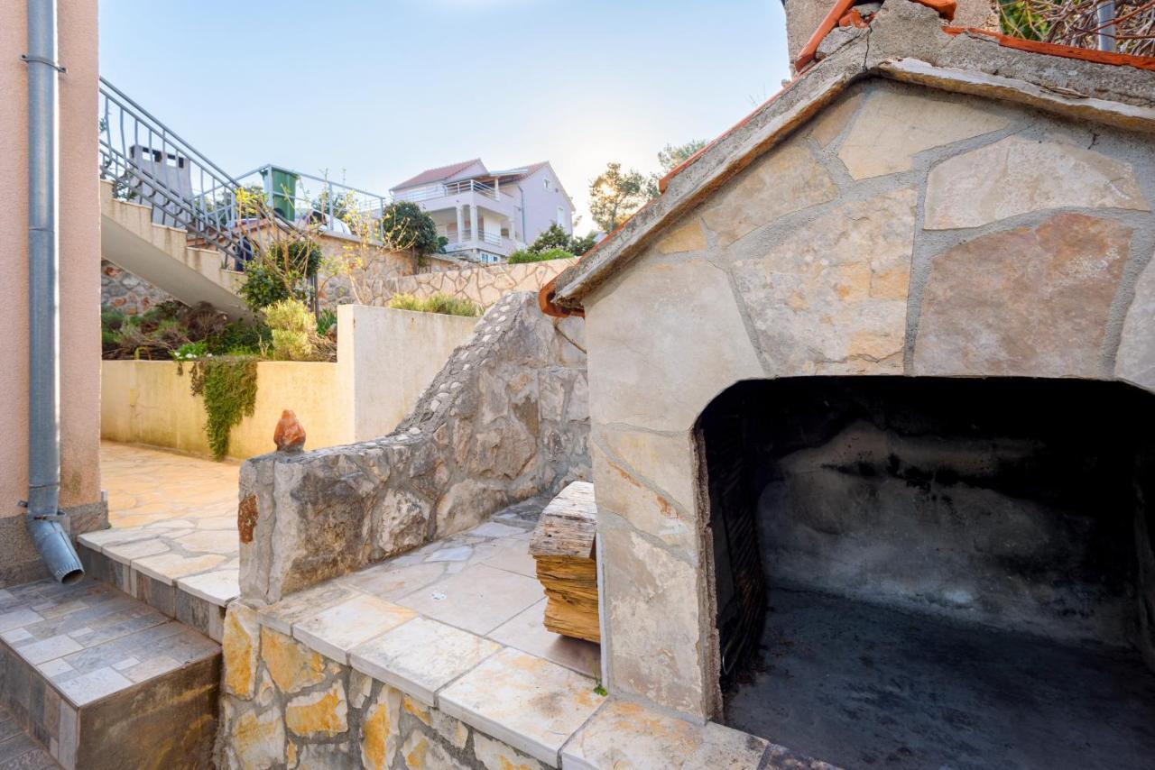 Apartments By The Sea Basina, Hvar - 11817 Vrbanj Dış mekan fotoğraf