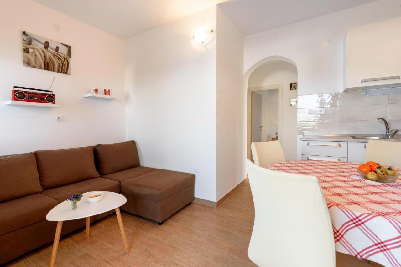Apartments By The Sea Basina, Hvar - 11817 Vrbanj Dış mekan fotoğraf