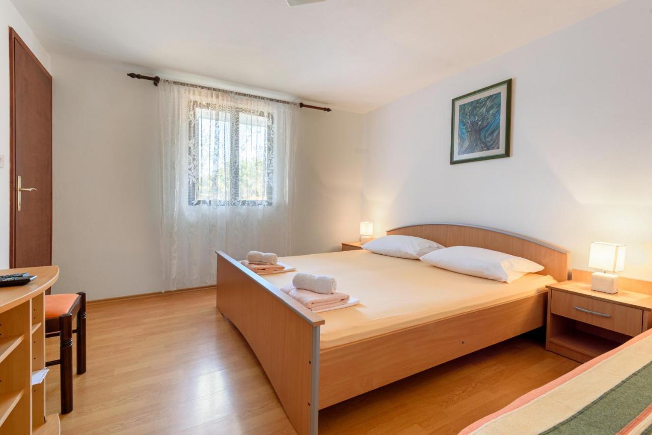 Apartments By The Sea Basina, Hvar - 11817 Vrbanj Dış mekan fotoğraf