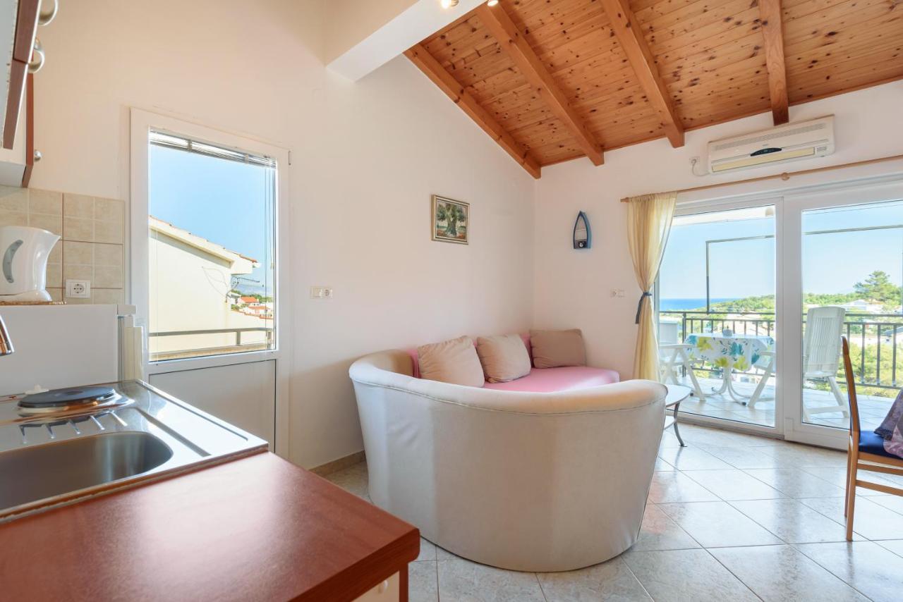 Apartments By The Sea Basina, Hvar - 11817 Vrbanj Dış mekan fotoğraf